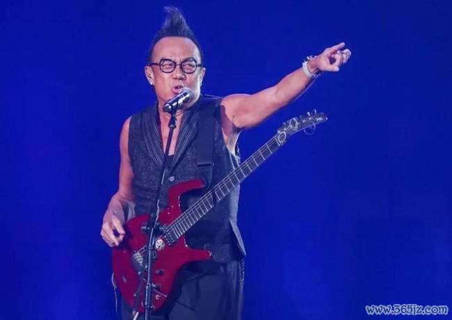 黄大炜遗产由姐姐袭取,交游26年女友露面争产,聚拢其他家属告状 遗产争议升级